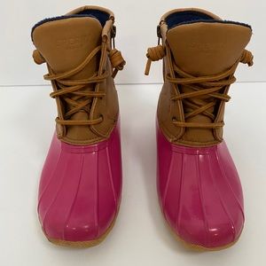 Sperry salt water boots (duck boots). Hot pink
